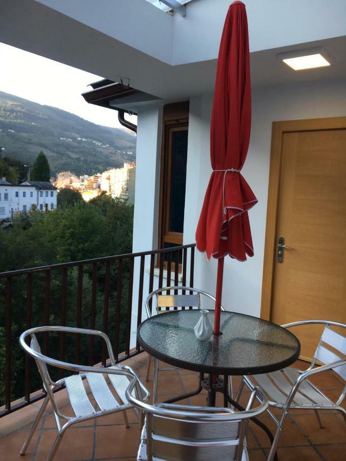 Narcea Turismo Real Lägenhet Cangas De Narcea Exteriör bild